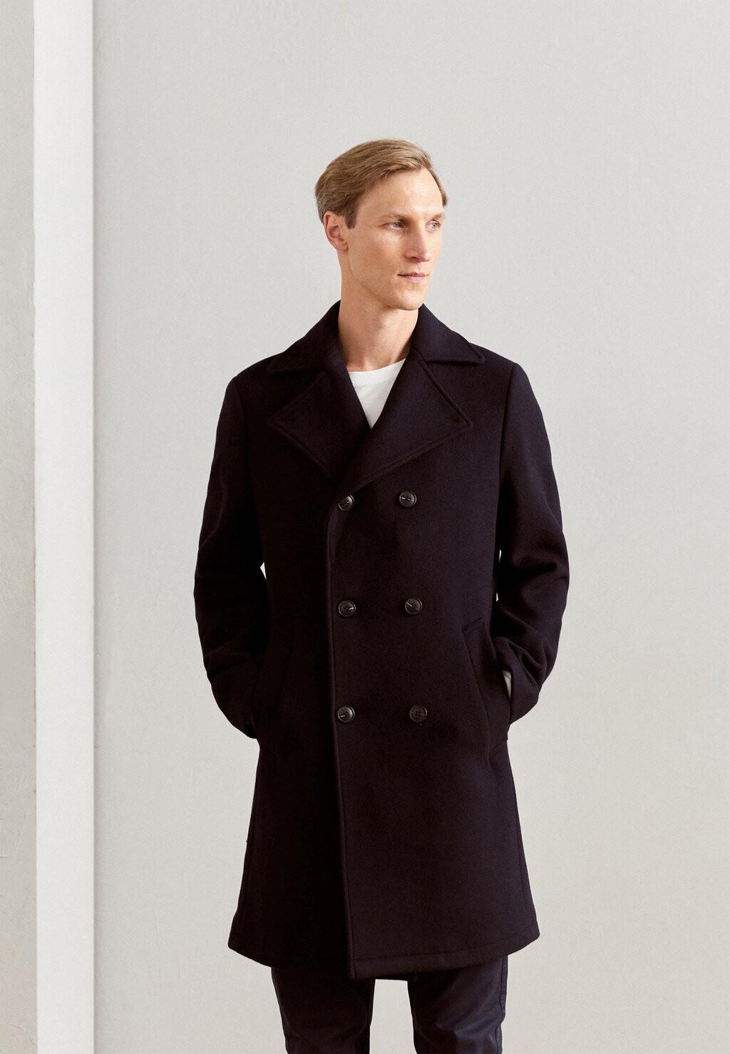 

Короткое пальто RECYCLED COAT Lindbergh, темно-синий