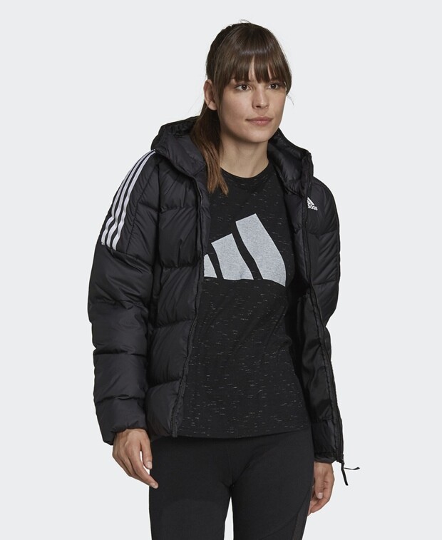 

Мягкий пуховик adidas Sportswear, черный
