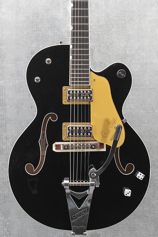 

Gretsch G6120T-BSNV Brian Setzer Signature Nashville Hollow Body Black Lacquer G6120T-BSNSH Brian Setzer Signature Nashville