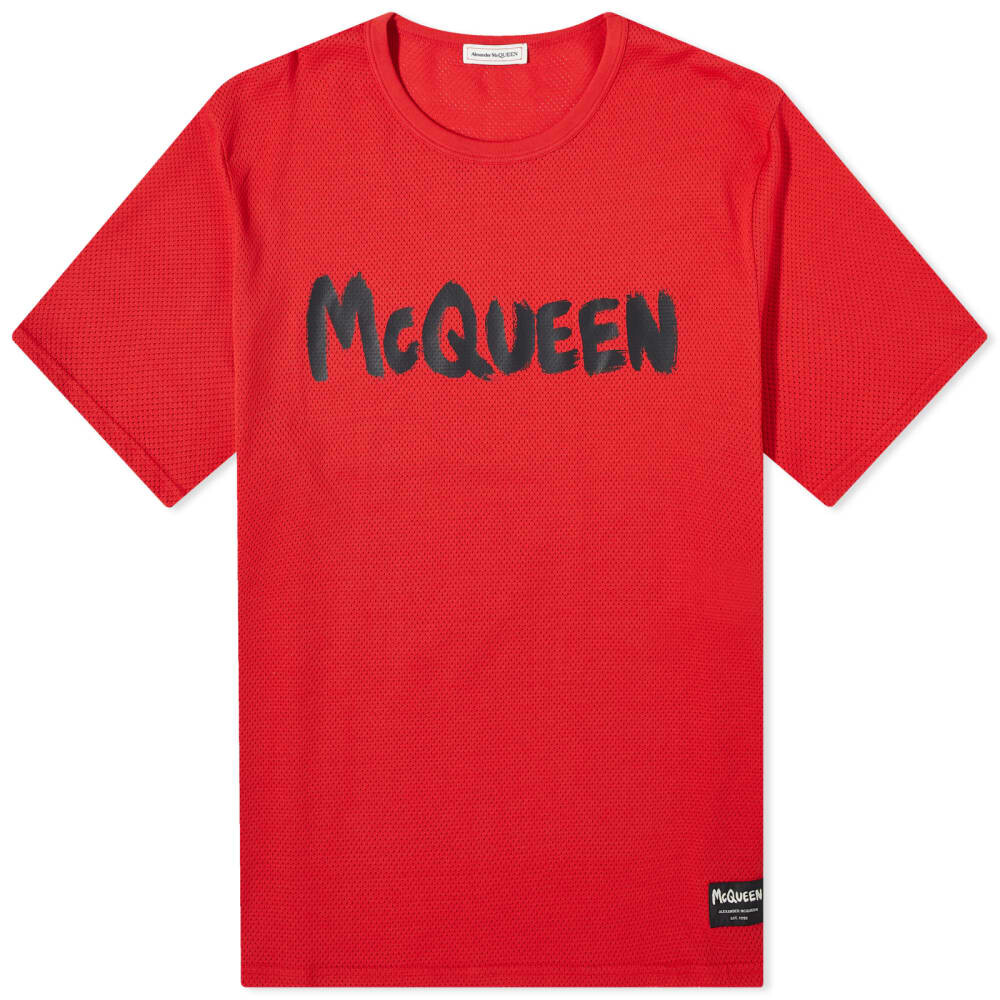 

Футболка с логотипом Alexander McQueen в стиле граффити