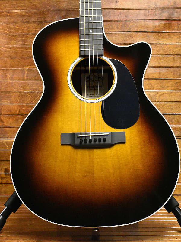 

Martin GPC-13E Acoustic-Electric, Sunburst MARTIN GPC13EBURST