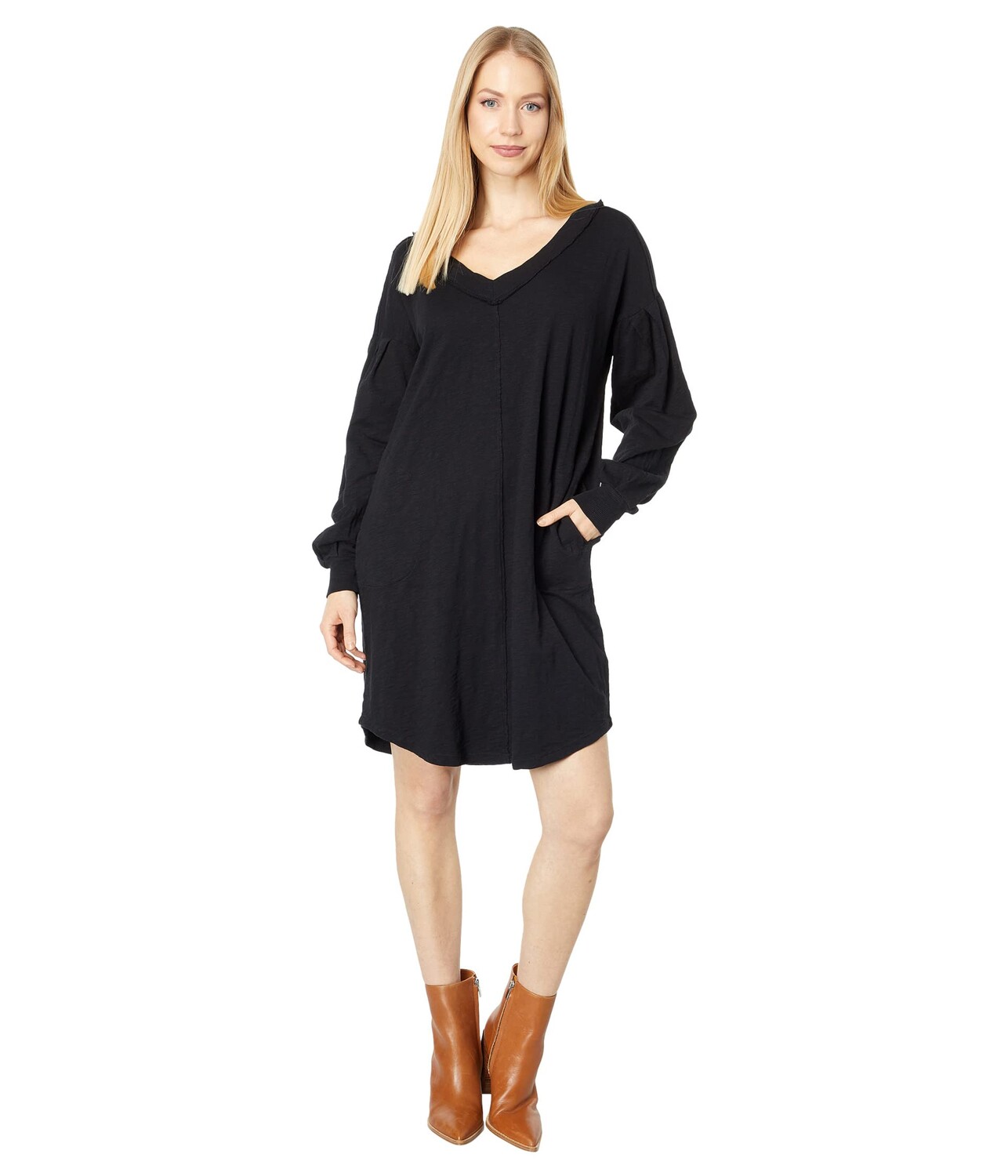 

Платье Mod-o-doc, Slub Jersey Long Pleated Sleeves V-Neck Dress