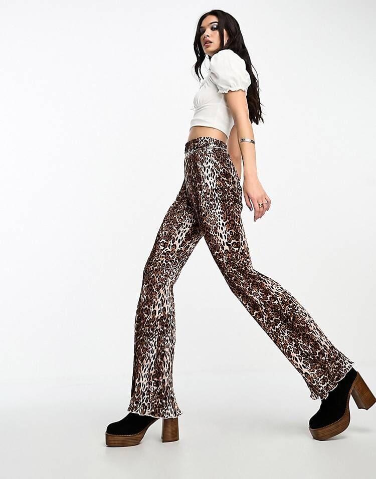 

Брюки ASOS DESIGN Plisse Flare, мультиколор, Серый