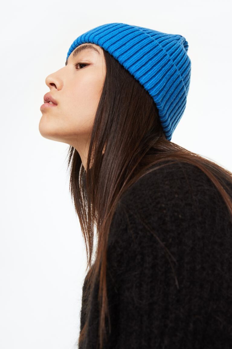 

Вязаная шапка с узором в рубчик H&M, синий