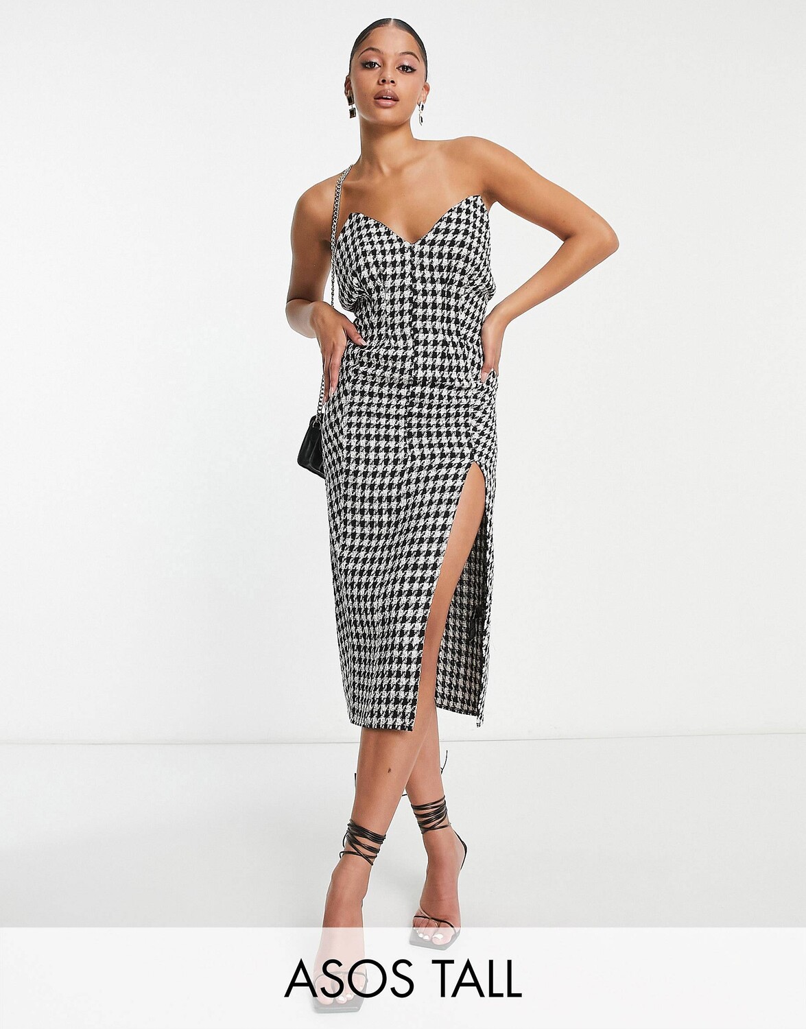 

Твидовое платье мини-бандо с глубоким вырезом ASOS DESIGN Tall