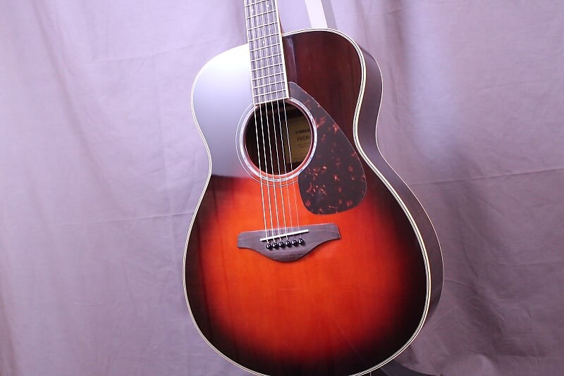 

Yamaha FS830 TBS Tobacco sunburst гитара с маленьким корпусом b/s