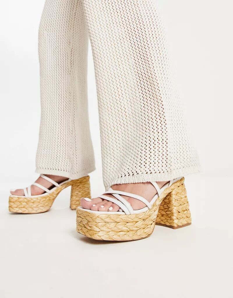 

Белые сандалии Steve Madden Belise с подошвой на платформе с эффектом морских водорослей