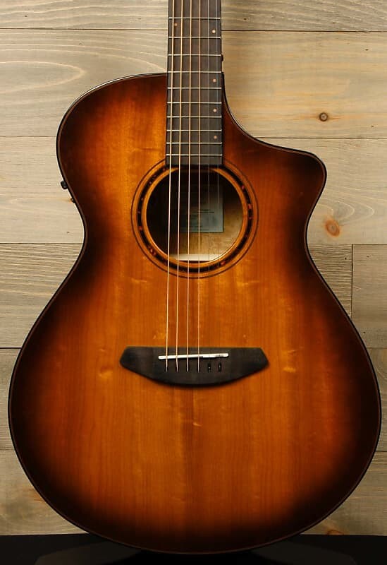 

Breedlove Pursuit Exotic S Concert Tiger's Eye CE Myrtlewood-Myrtlewood pursuitexoticsconcert
