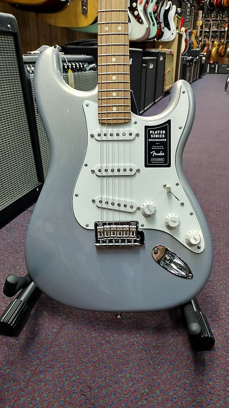 цена Fender Player Stratocaster