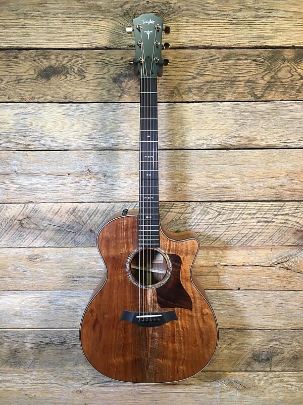 

Taylor 724ce KOA с футляром