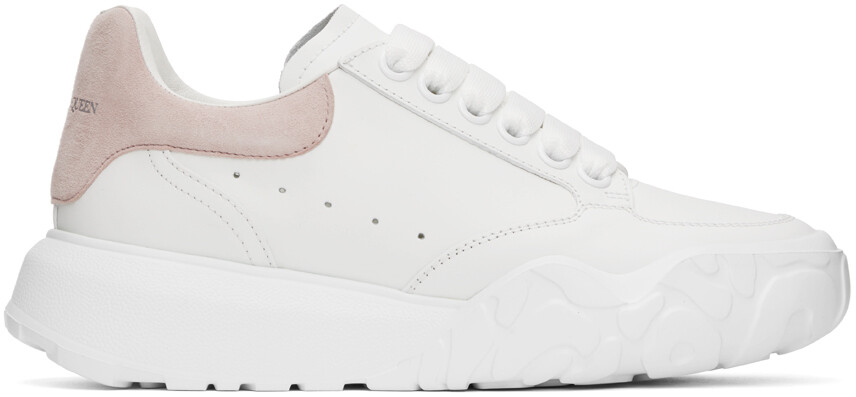 

Бело-розовые кроссовки Court Alexander McQueen