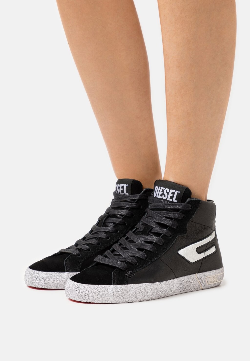 

Высокие кроссовки Diesel, черно-белый, Черный
