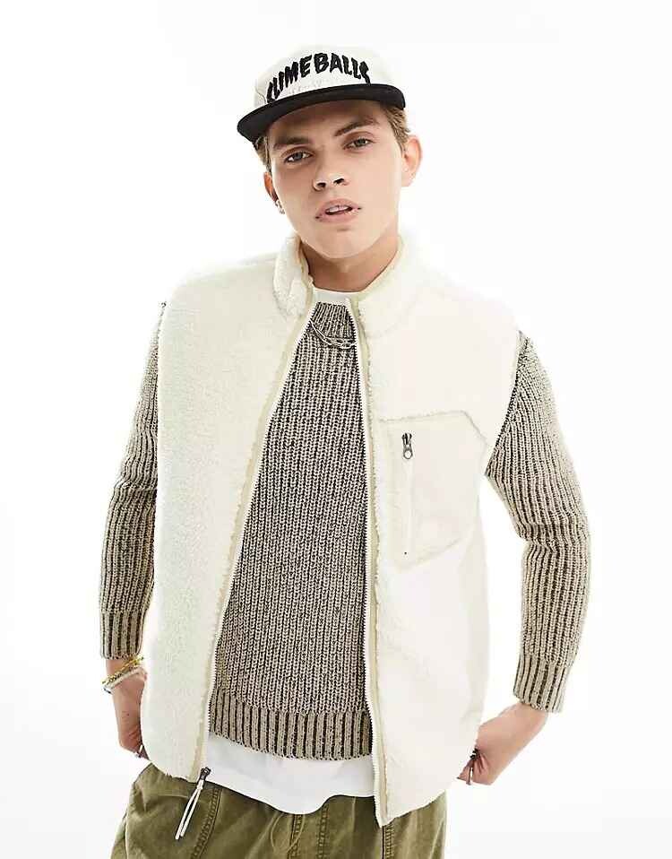 

Жилет Volcom Muzzer Fuzzar Sherpa, белый
