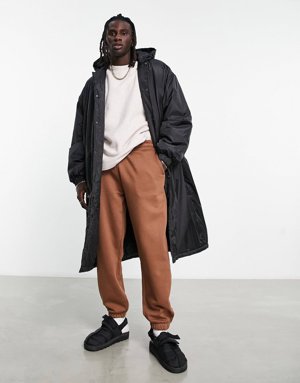 

Черная оверсайз-парка с капюшоном ASOS DESIGN, Черный