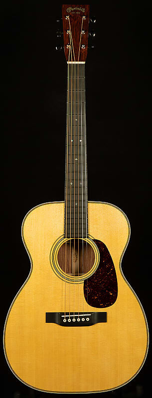 

Гитары Martin Custom Shop 00-28
