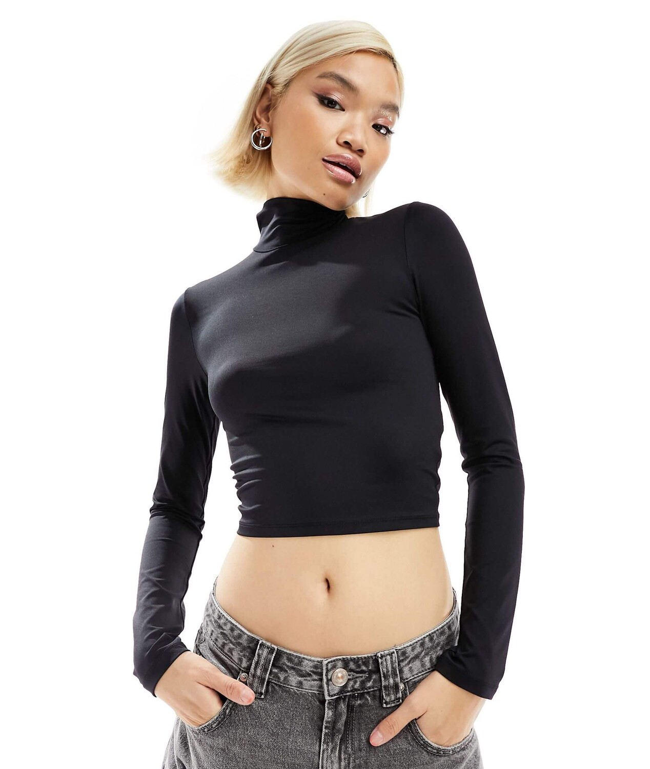 

Топ Stradivarius STR High Neck, черный