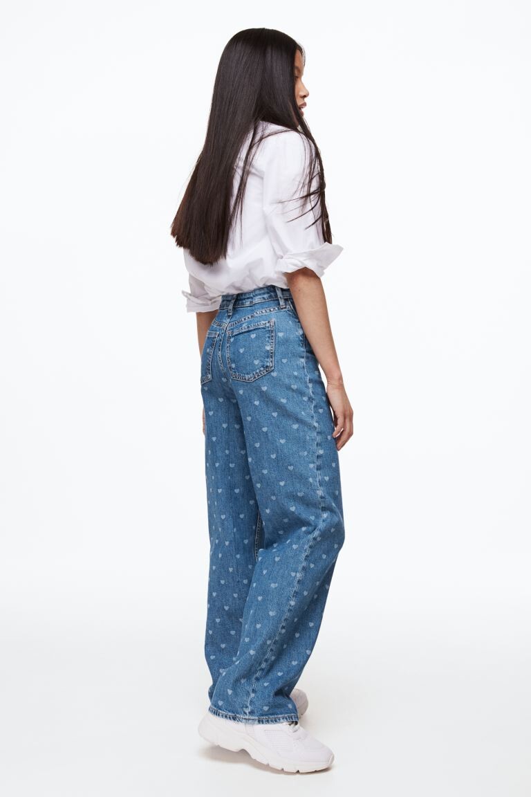 

Широкие джинсы H&M, синий деним/сердечки