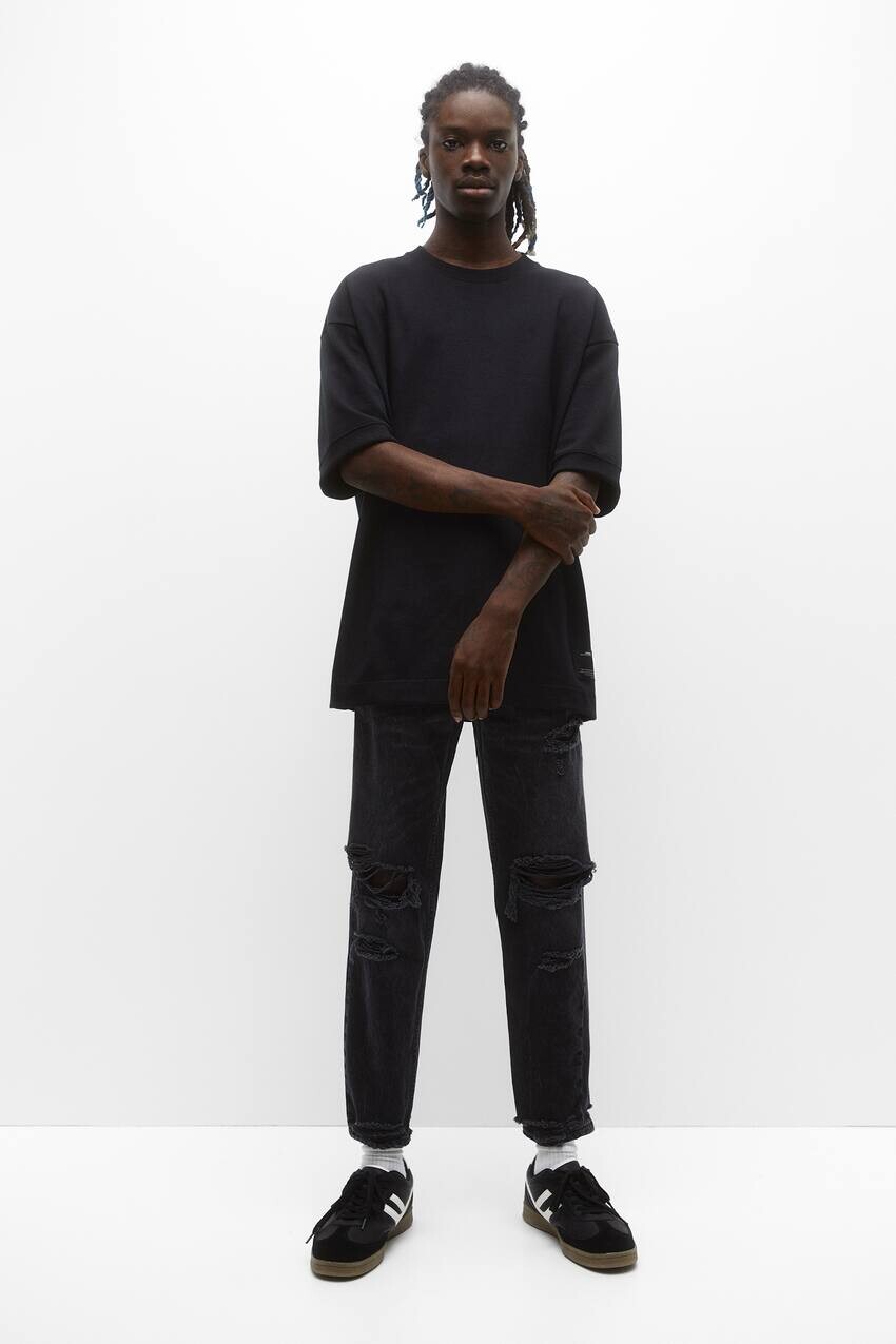 

Стандартные джинсы с потертостями Pull&Bear, блеский черный
