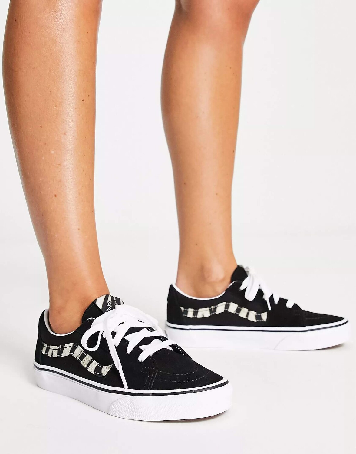 

Кеды Vans Sk8-low, черный/белый