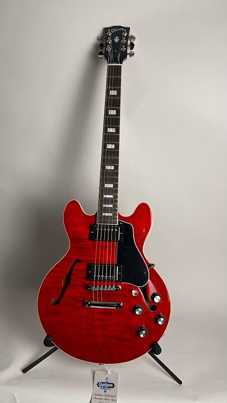 

Gibson ES-339 Figured - Шестидесятая вишня