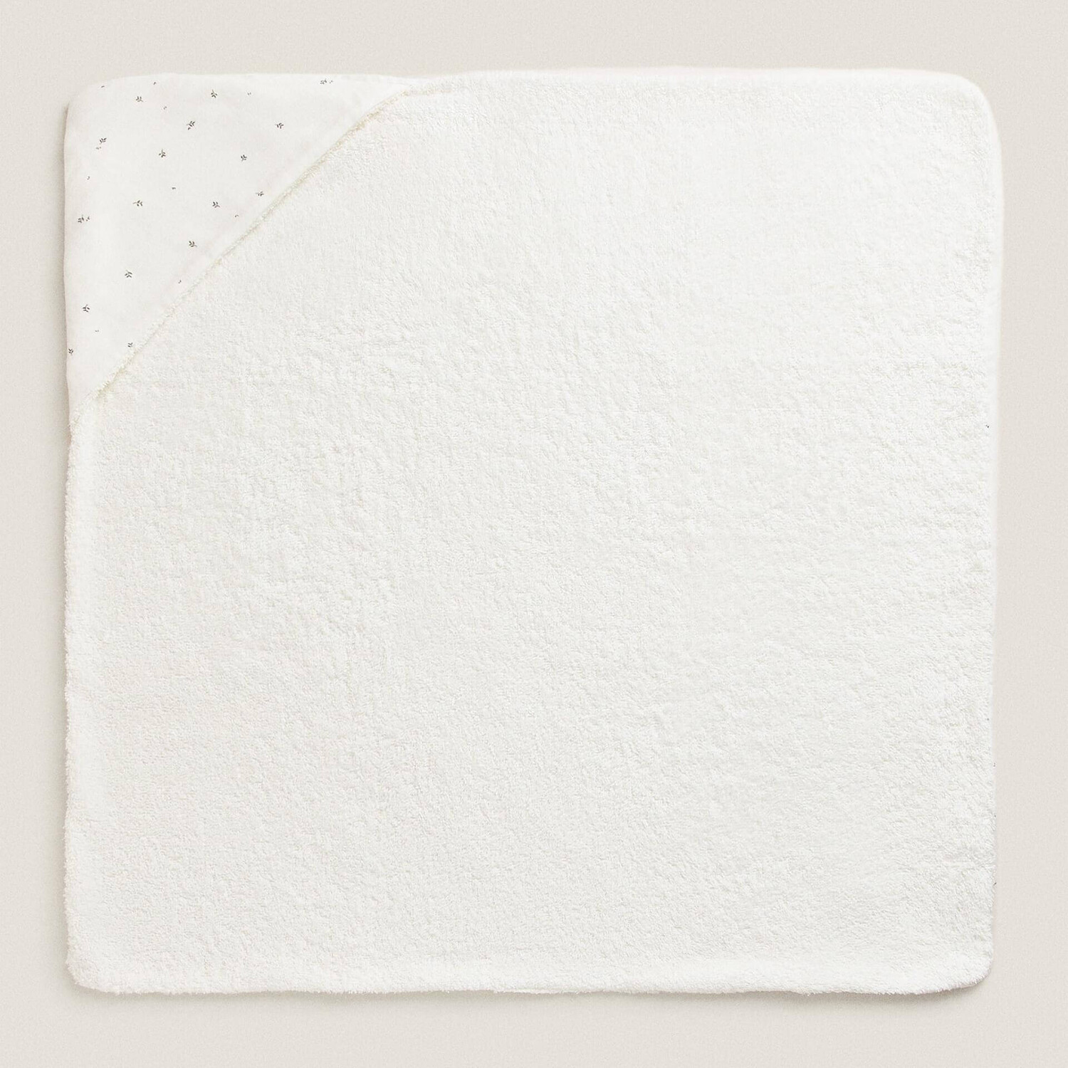 

Полотенце с уголком Zara Home Muslin With Branches, белый