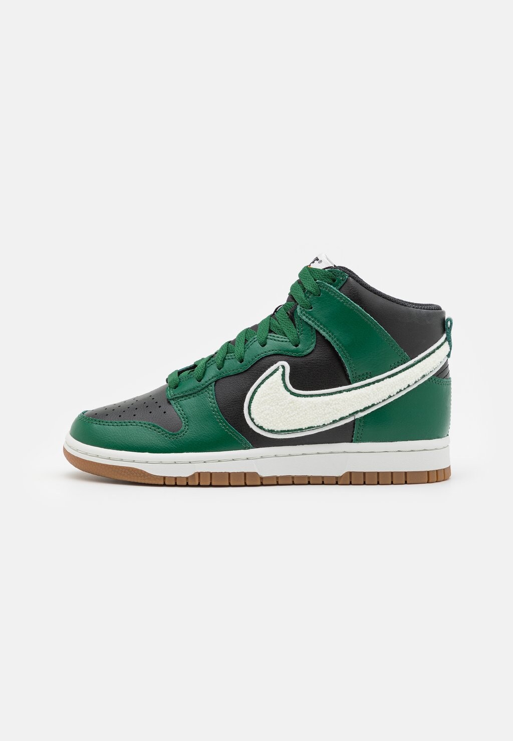 

Высокие кроссовки Nike