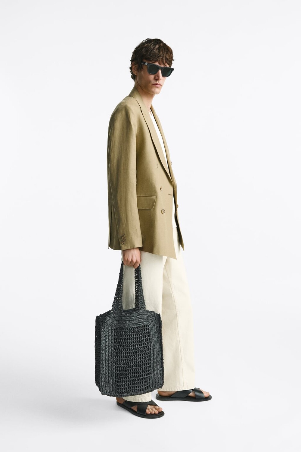 

Сумка из мягкого плея ZARA, черный
