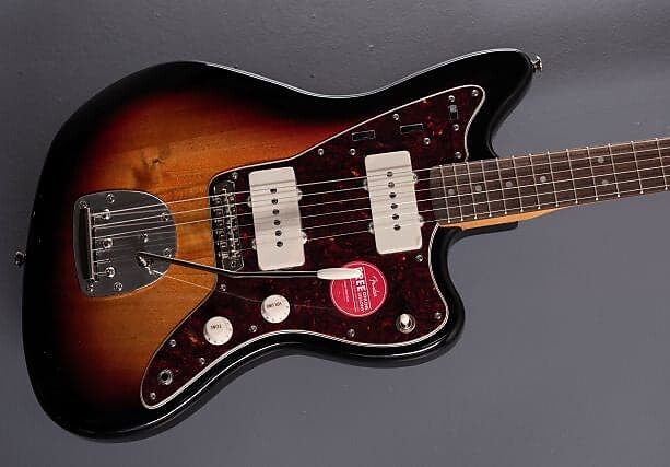 

Classic Vibe 60's Jazzmaster - 3 цвета солнечных лучей Squier