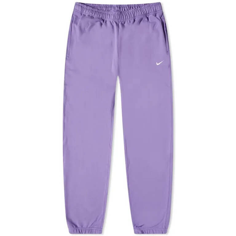 

Брюки Nike Solo Swoosh, космический фиолетовый и белый