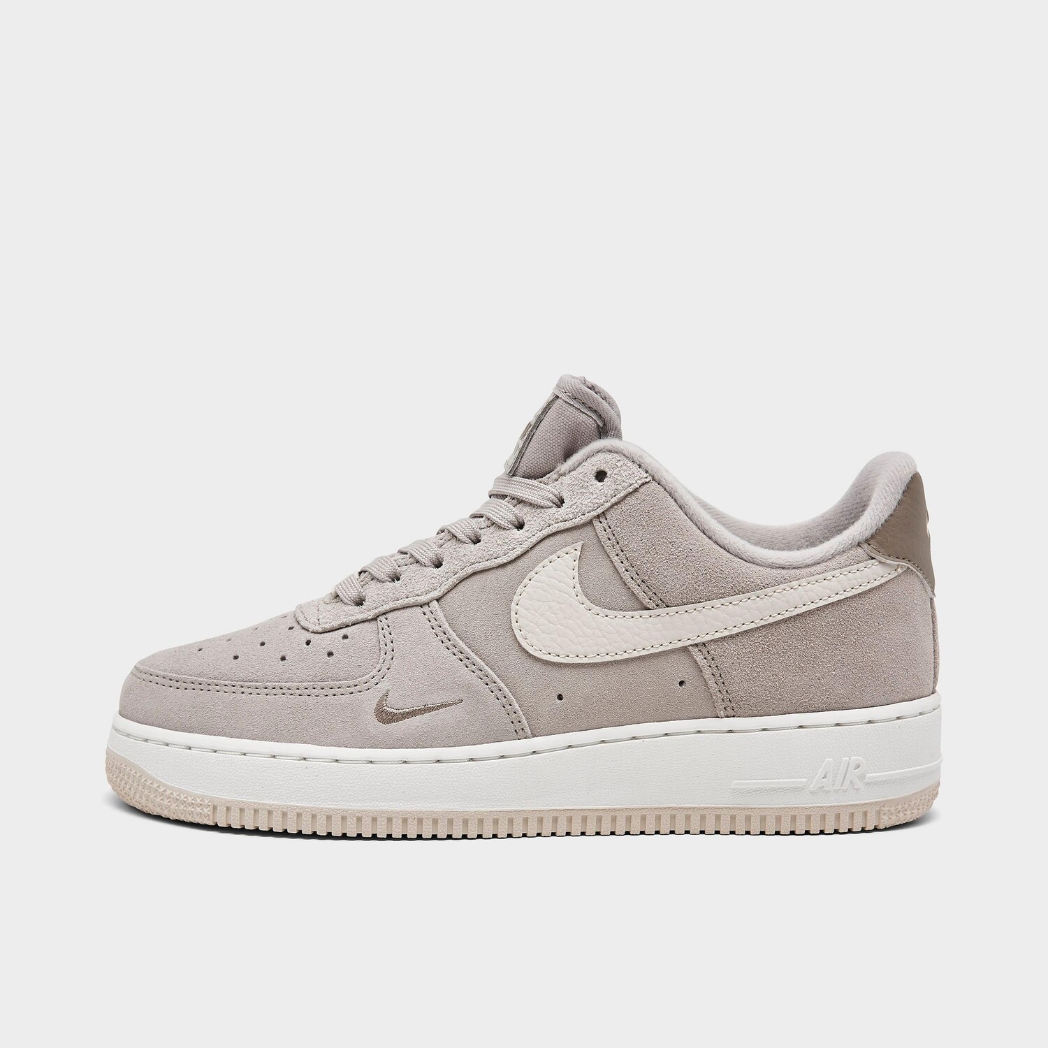

Женская замшевая повседневная обувь Nike Air Force 1 Low, серый