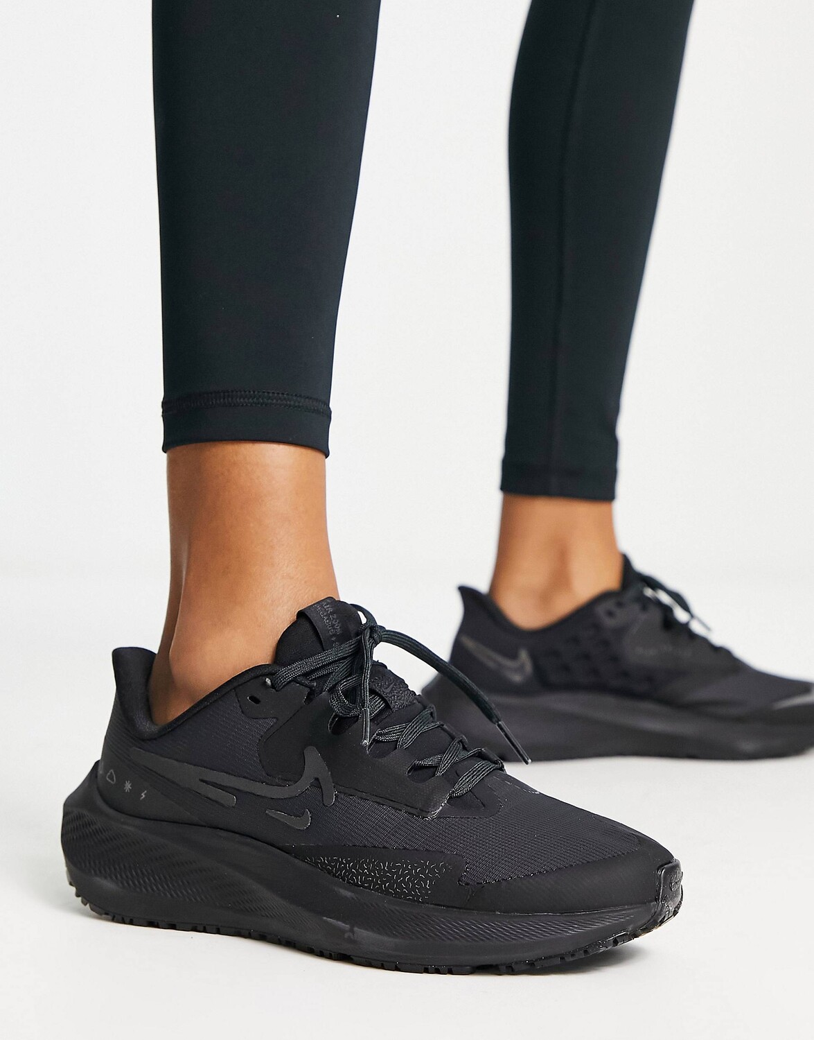 

Черные кроссовки Nike Running Pegasus 39 Shield, Черный
