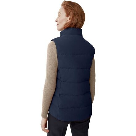

Пуховик для фристайла женский Canada Goose, цвет Atlantic Navy