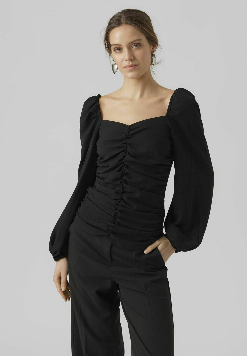 

Блузка Vero Moda VMGREENLEE LS VMA, черный