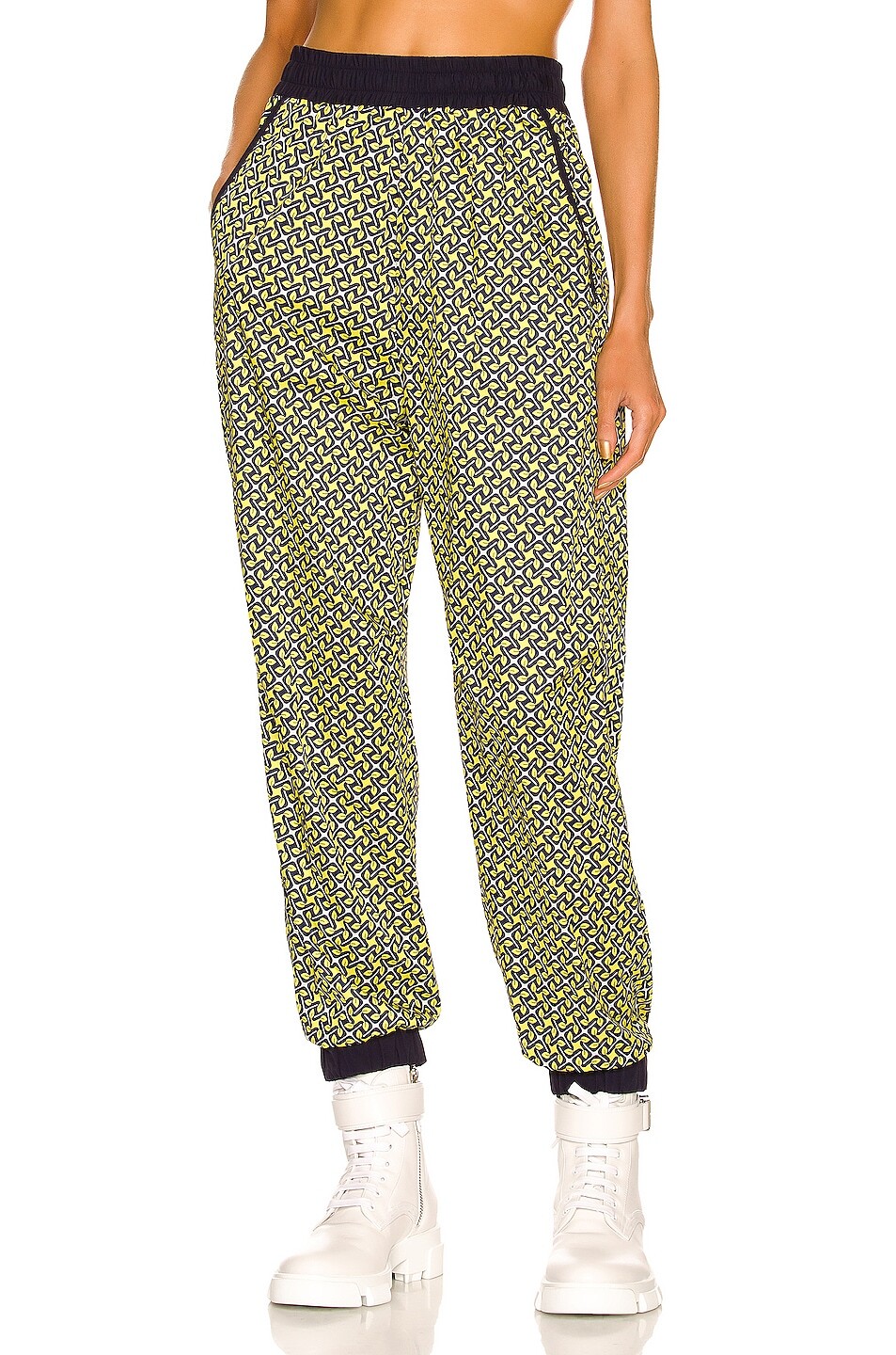 

Брюки Moncler Grenoble Day-Namic Jogger, цвет Multi