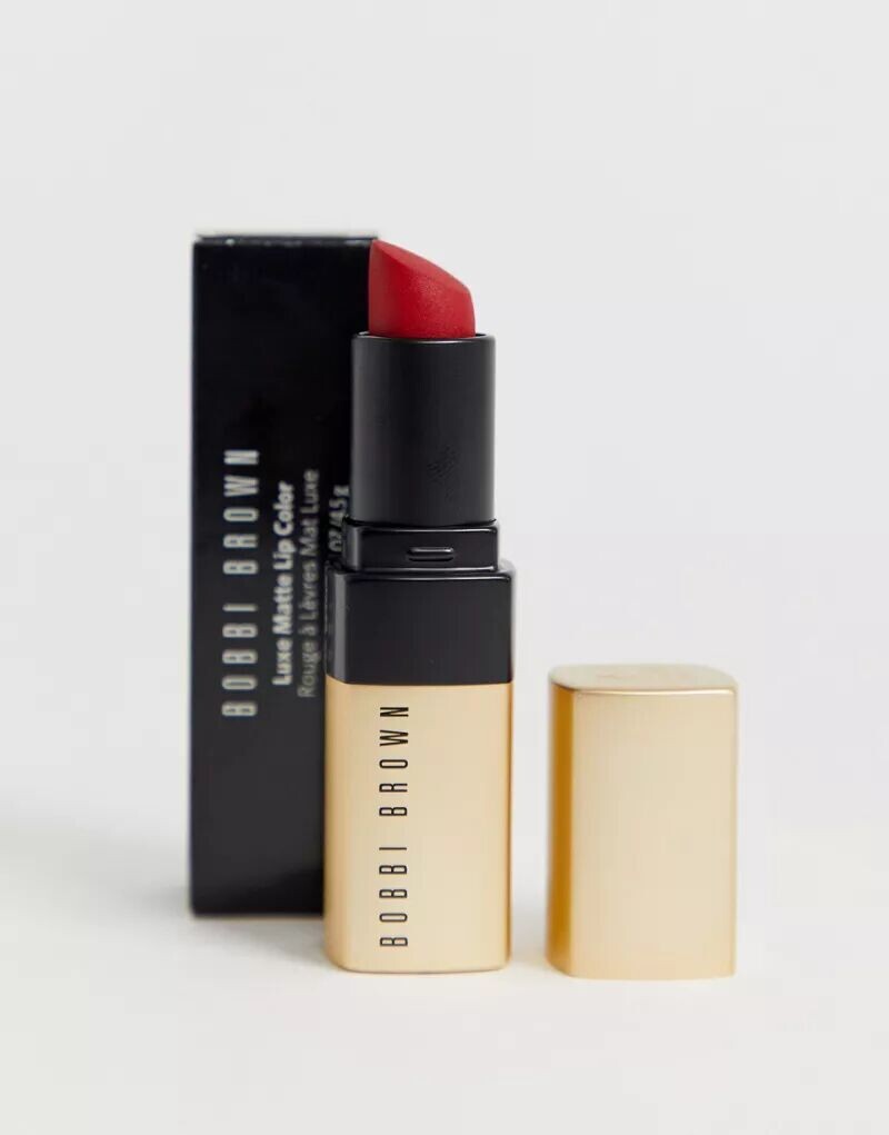 

Bobbi Brown — Роскошный матовый оттенок губ — Red Carpet