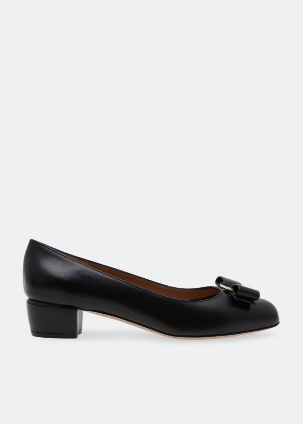 Туфли FERRAGAMO Vara pumps, черный туфли лодочки annymoli женские из натуральной кожи туфли на высоком квадратном каблуке с металлической цепочкой обувь на блочном каблуке кор