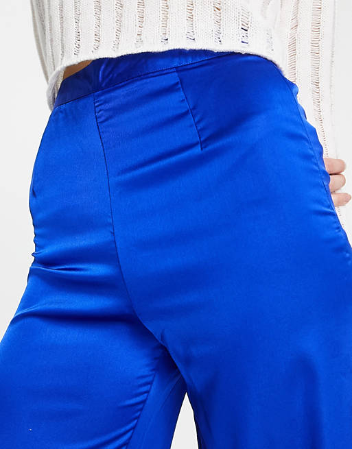 цена Ярко-синие атласные широкие брюки New Look Tall