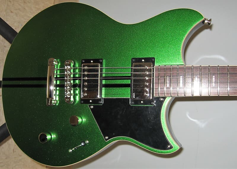 

Yamaha Revstar II Standard RSS20 Цельнокорпусная электрогитара2022 - Flash Green