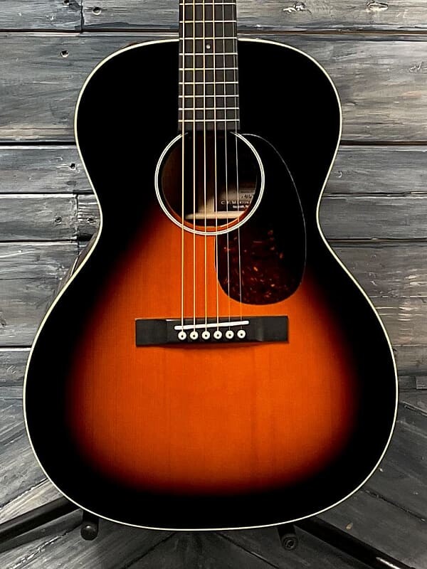 

Акустическая гитара Martin CEO-7 Signature Series - Sunburst Martin CEO-7 Signature Series Guitar-