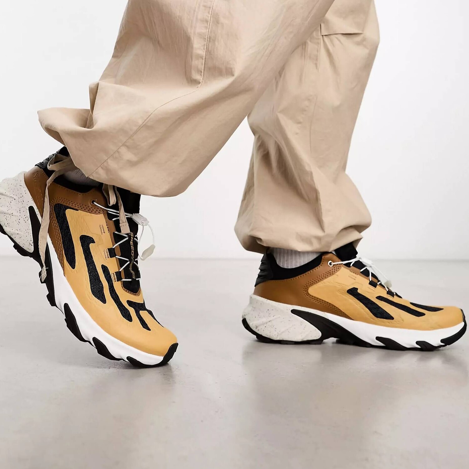 

Кроссовки Salomon Speedverse, светло-коричневый