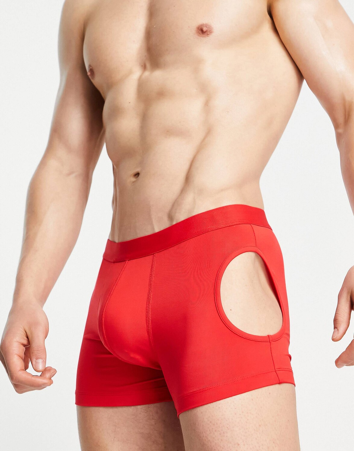

Чемодан ASOS DESIGN из микрофибры красного цвета с прорезными панелями