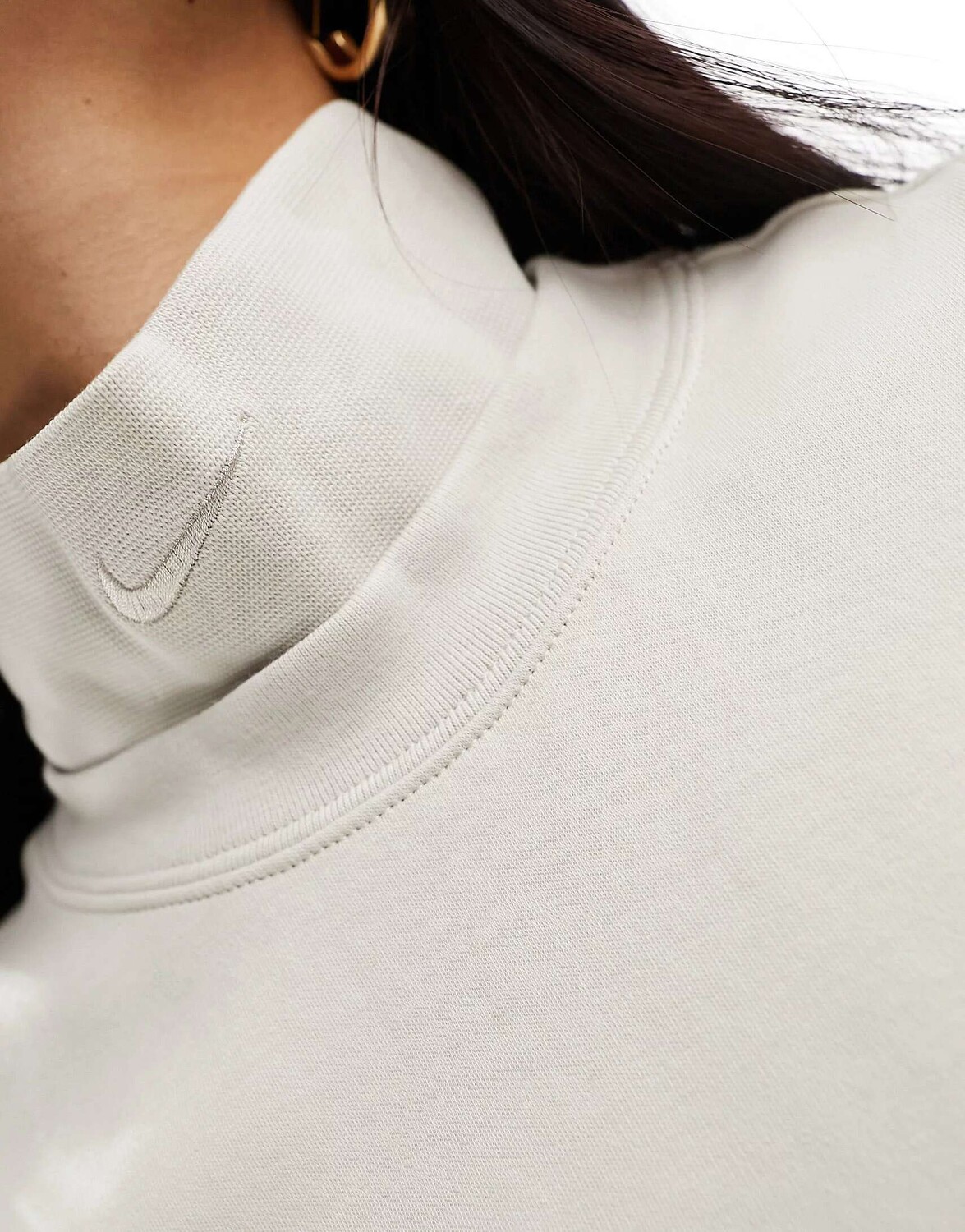 

Светло-коричневая укороченная майка Nike Sportswear Collection