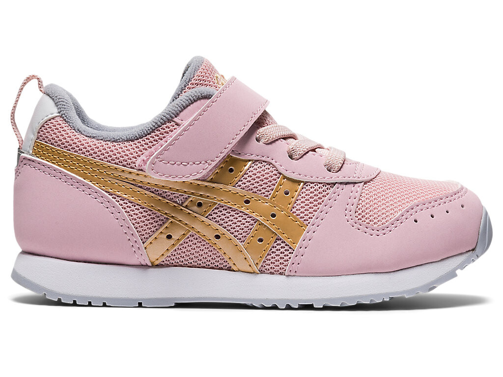 

Кроссовки Asics