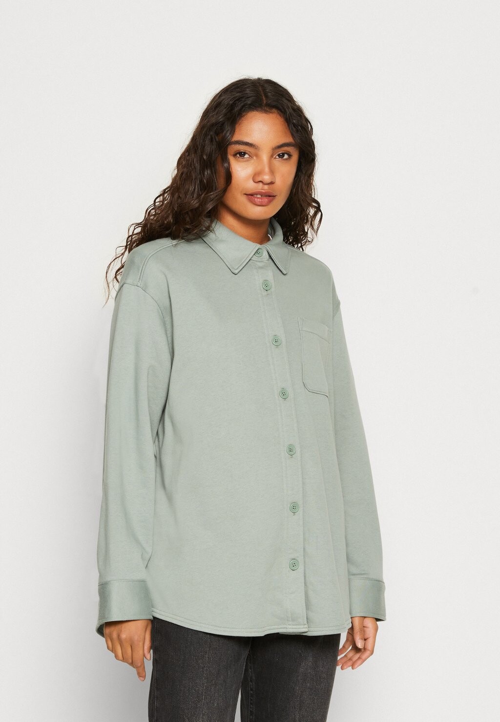 

Блузка на пуговицах GAP