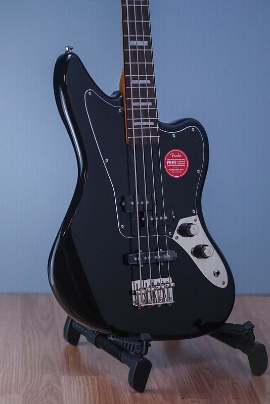 

Squier Classic Vibe Jaguar Bass LF Черный