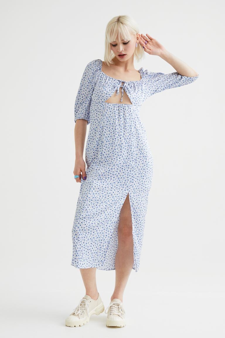

Атласное платье с буфами H&M, голубой/маленькие цветы
