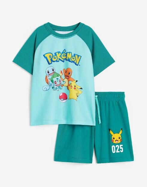 

Футбольный костюм с принтом H&M Kids Pokémon Print, темно-зеленый