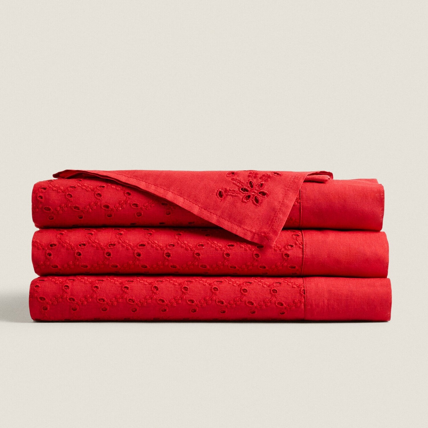 

Скатерть Zara Home Embroidered Cotton Christmas, 150 x 250 см, красный