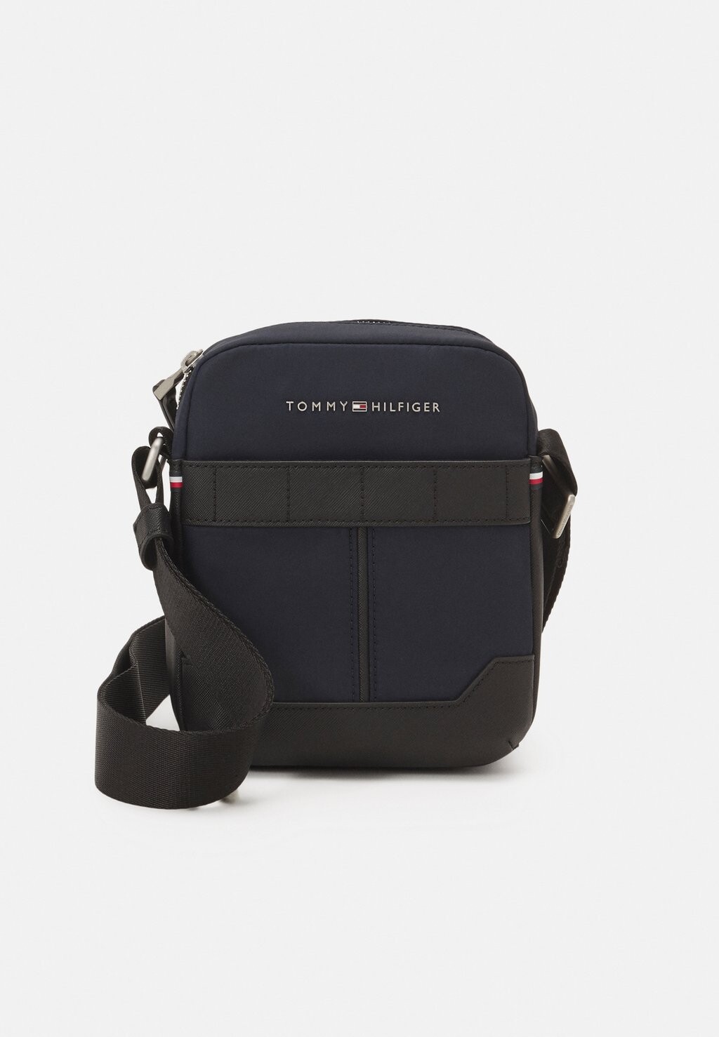

Сумка через плечо Tommy Hilfiger