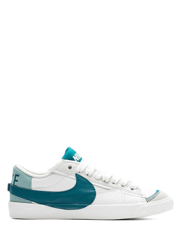 

Белые кроссовки blazer low 77 jumbo Nike